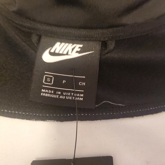 Nike Full Zip Women's Jacket - Picture 11 of 15